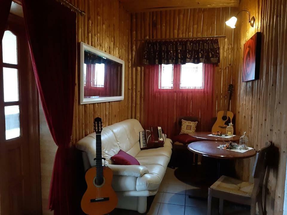 Zajazd Ponikiew - Noclegi Wadowice Exterior foto